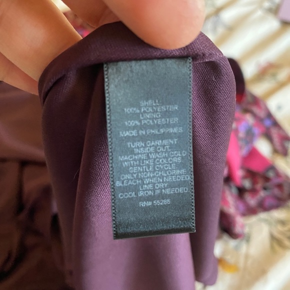 Express V-neck purple flowy top size large - Picture 8 of 9